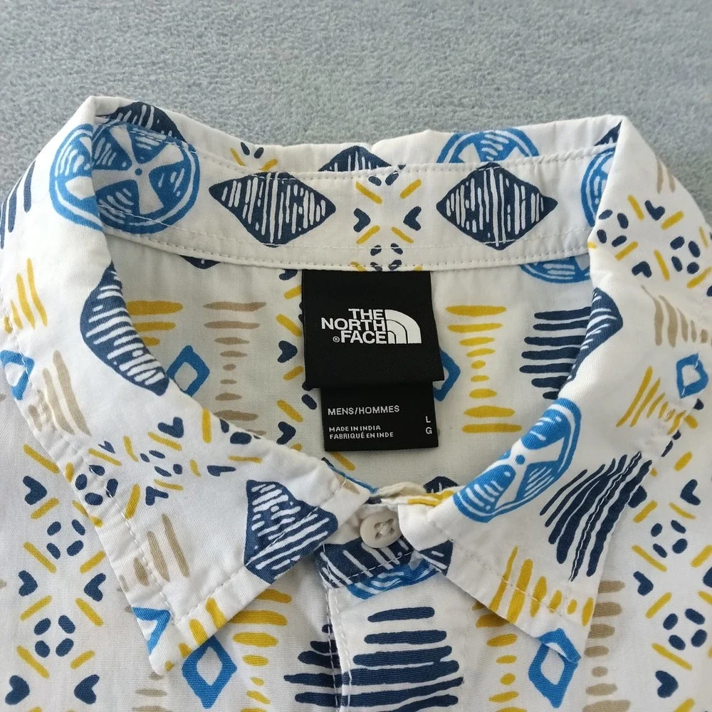 The North Face Mens Large White Blue Yellow Geometric Tribal Cotton Button Shirt